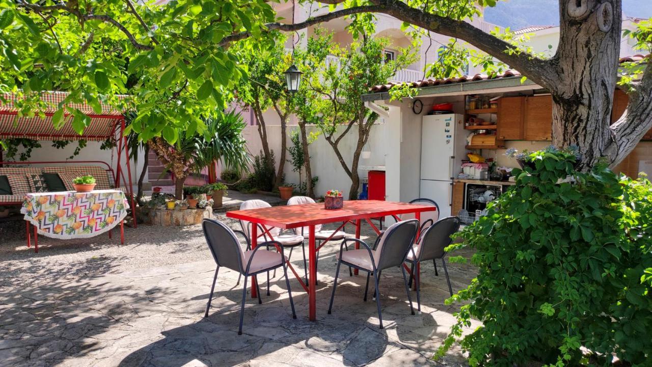 Apartments Paunovic Makarska Bagian luar foto