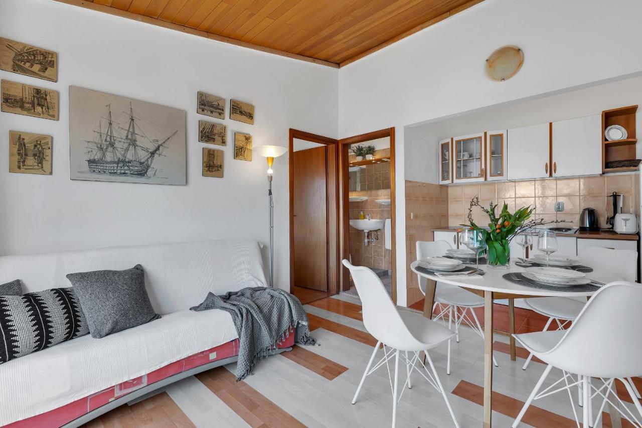 Apartments Paunovic Makarska Bagian luar foto