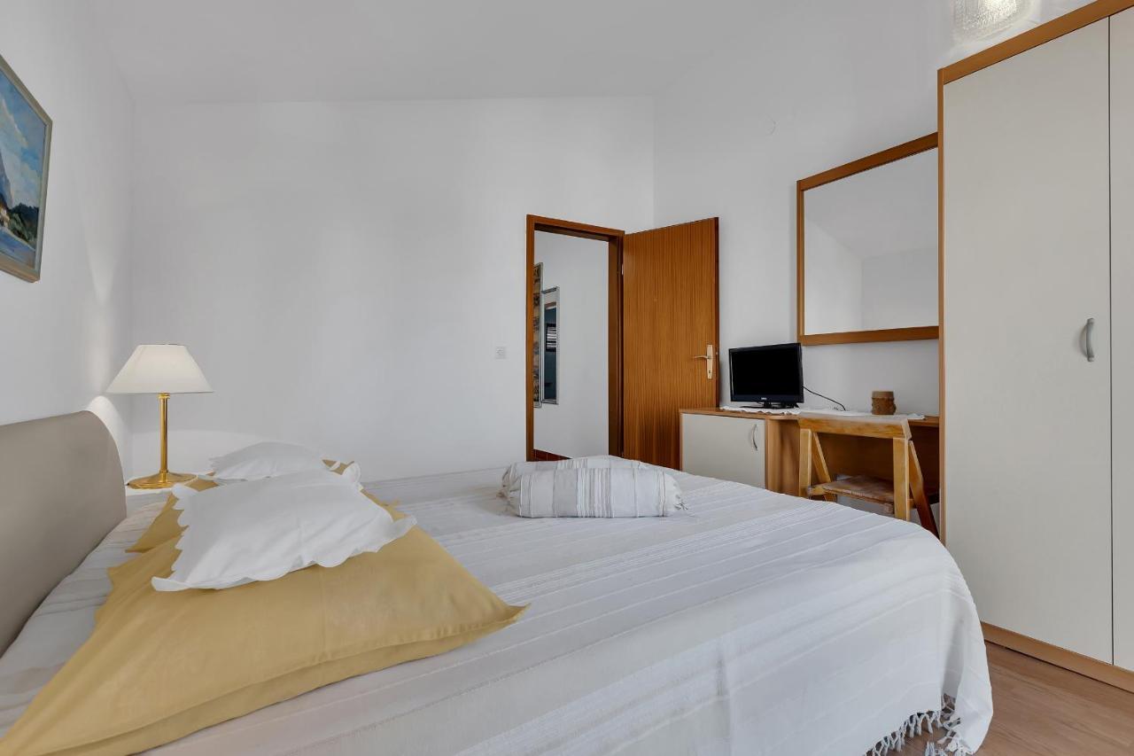 Apartments Paunovic Makarska Bagian luar foto