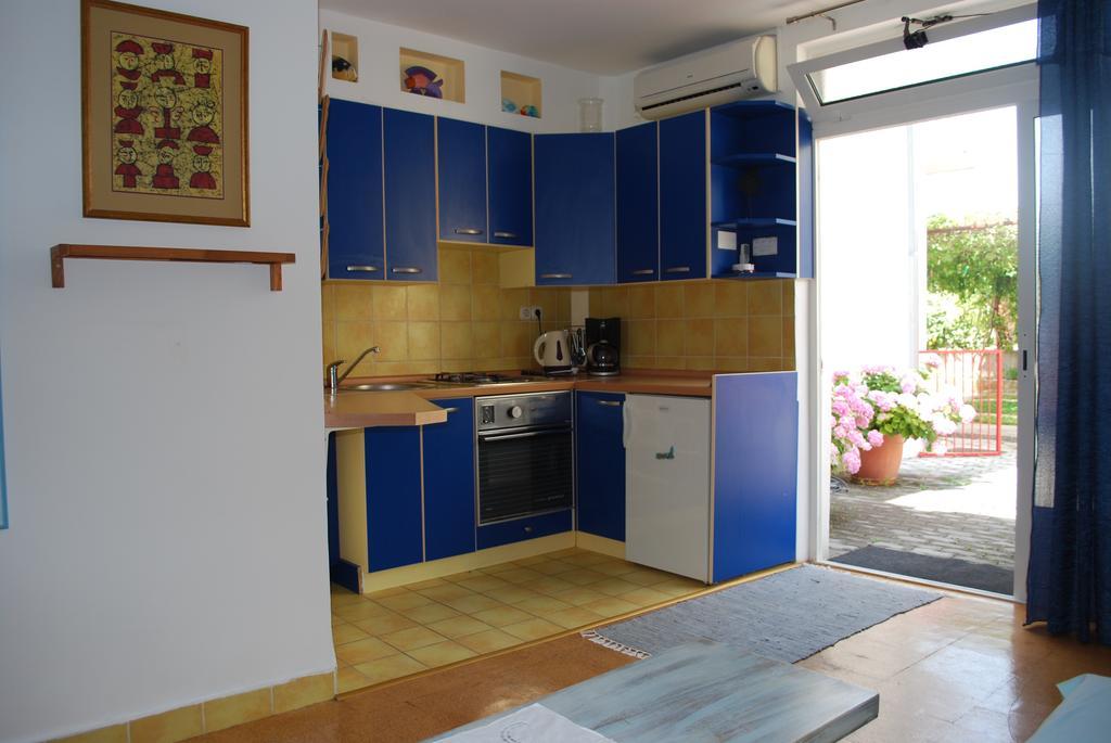 Apartments Paunovic Makarska Bagian luar foto