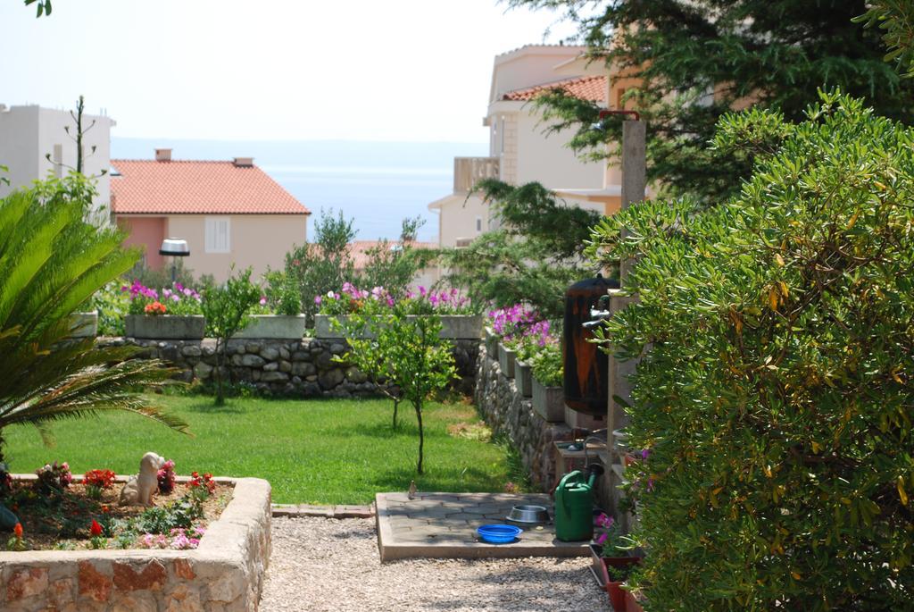 Apartments Paunovic Makarska Bagian luar foto