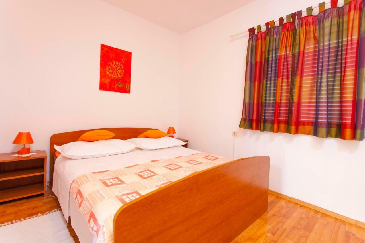 Apartments Paunovic Makarska Bagian luar foto