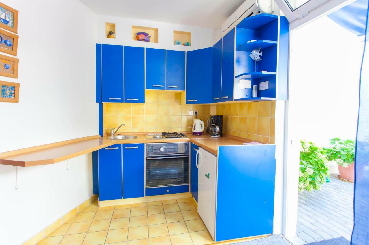 Apartments Paunovic Makarska Bagian luar foto